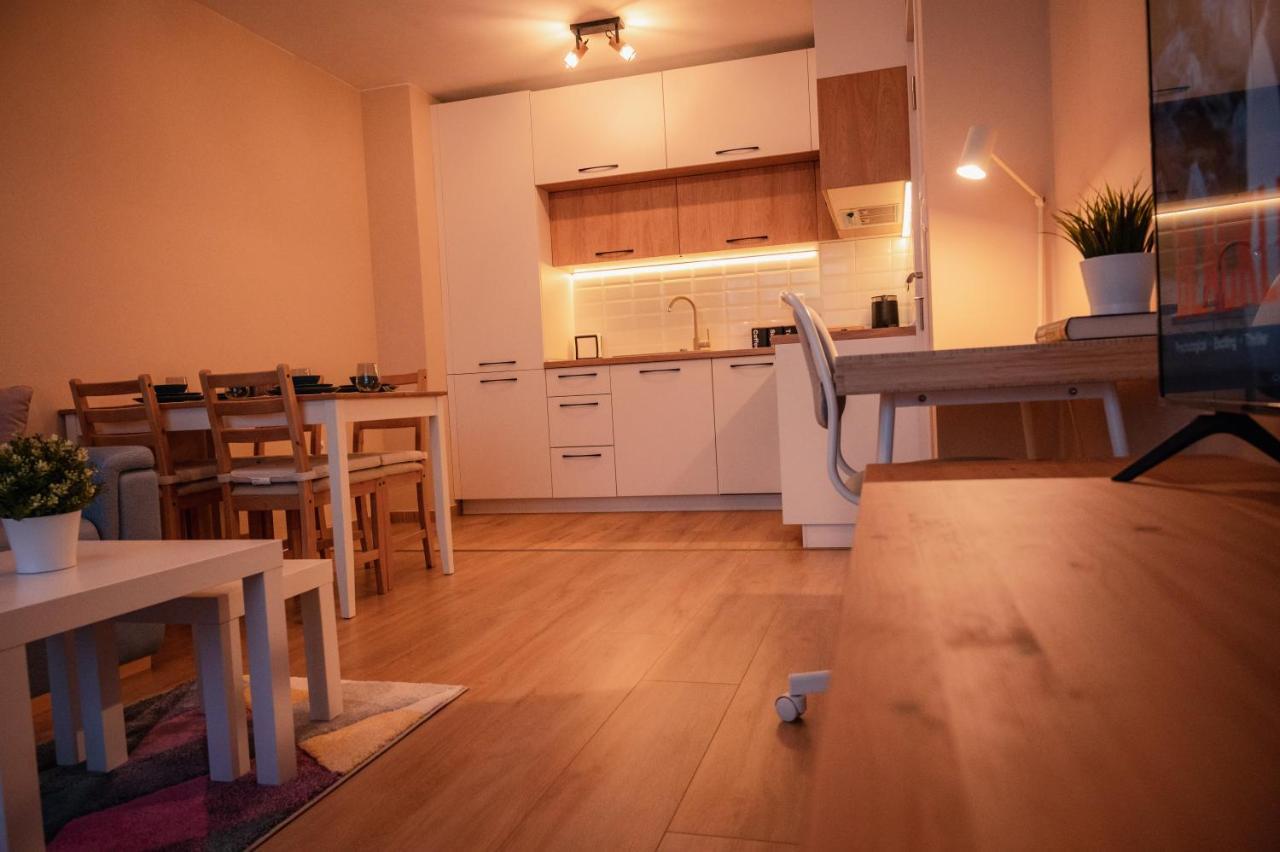 Emerald Suite With Private Parking ヴァルナ エクステリア 写真