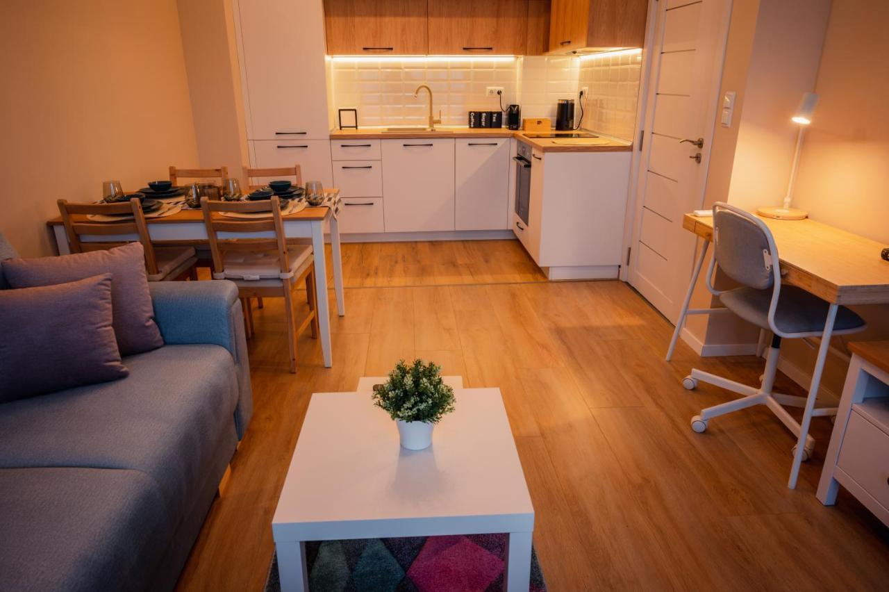 Emerald Suite With Private Parking ヴァルナ エクステリア 写真